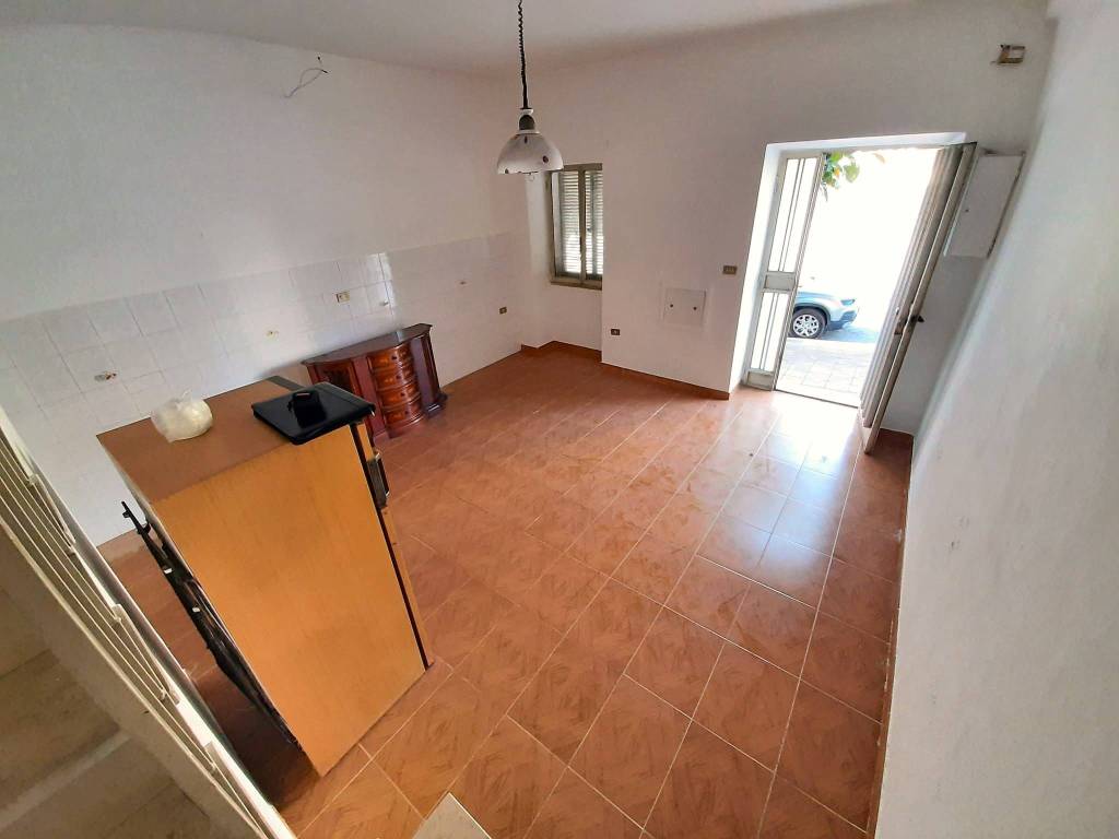 Casa indipendente a Lamezia terme in Piazza Giuseppe Garibaldi, 106 - Foto 3