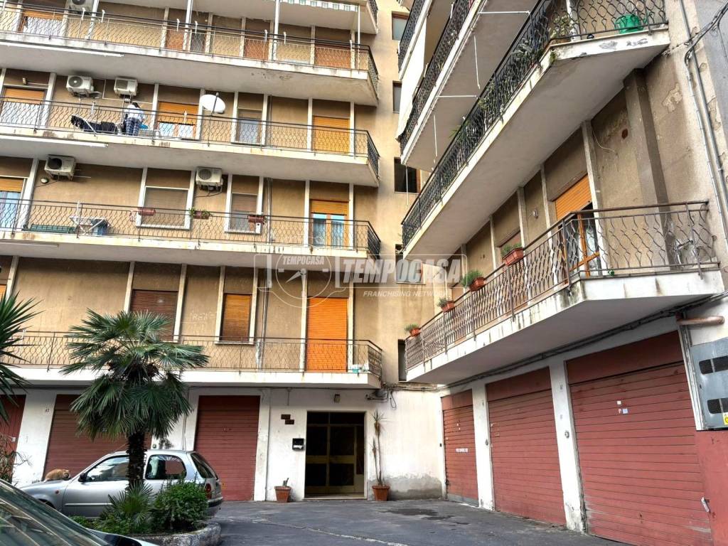 Appartamento a Gravina di catania in Via Fratelli Bandiera - Foto 2