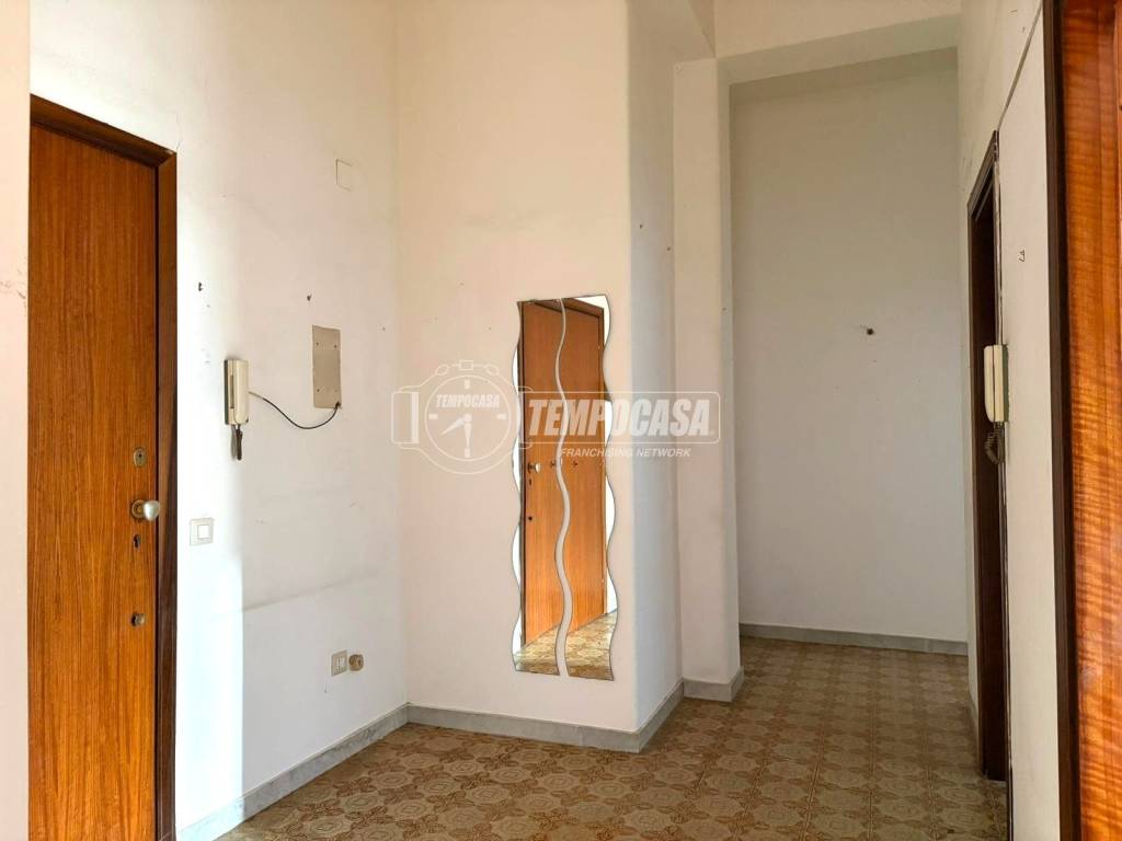 Appartamento a Gravina di catania in Via Fratelli Bandiera - Foto 3