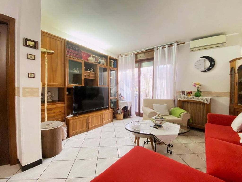 Appartamento a Bollate in Via Vincenzo Attimo, 46 - Foto 5