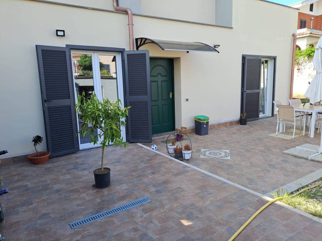 Villetta a schiera a Anzio in Via della Stazione, 1 - Foto 3