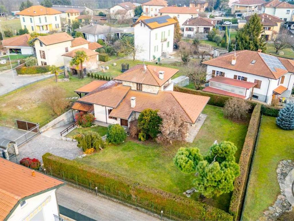 Villa a Daverio in Via Turati, 1/A - Foto 3