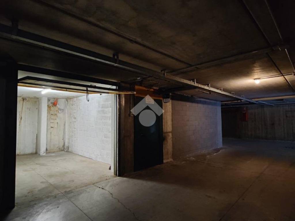 Box / garage a Verona in Via Albere, 23 - Foto 5