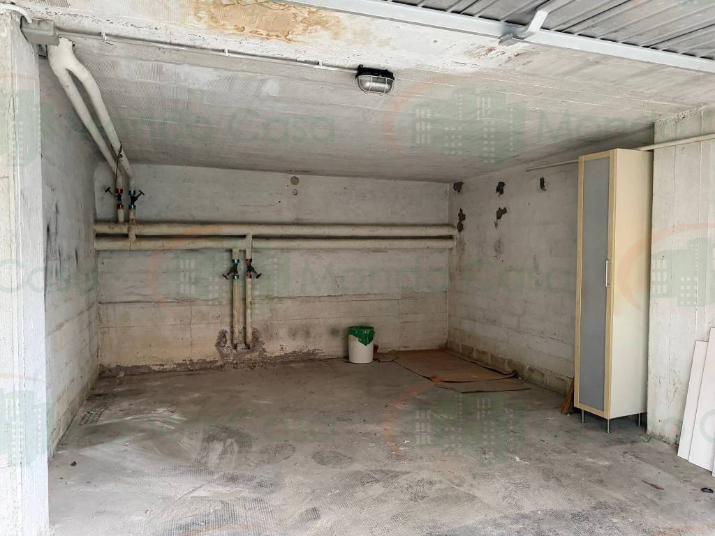 Box / garage a Ravenna in Via Mario Montanari - Foto 3