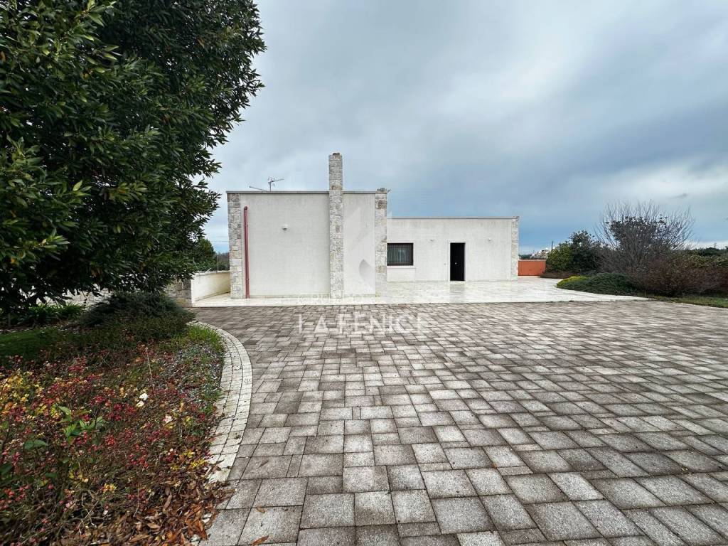 Villa a Martina franca in Strada Martina Franca - Alberobello - Foto 2