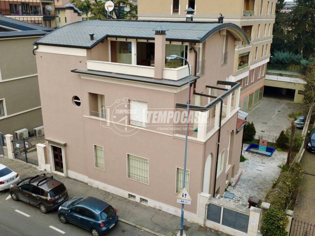 Appartamento a Brescia in Via Achille Papa 21 - Foto 2