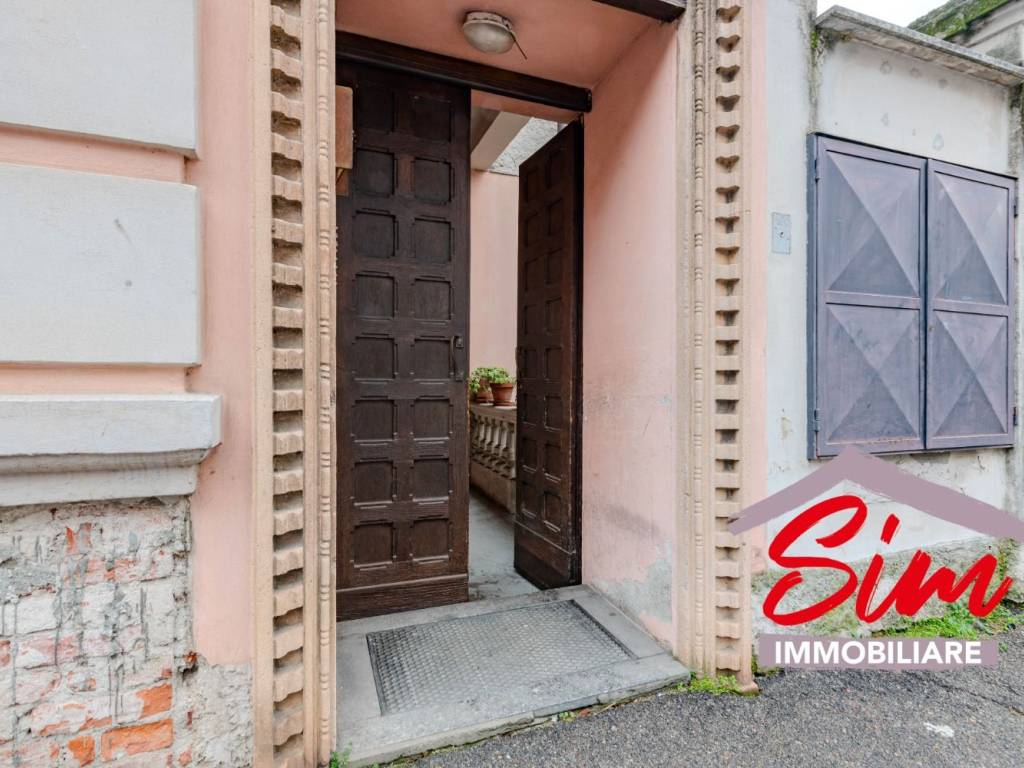 Palazzo / stabile a Novara in Via S. Bernardino da Siena, sn - Foto 2