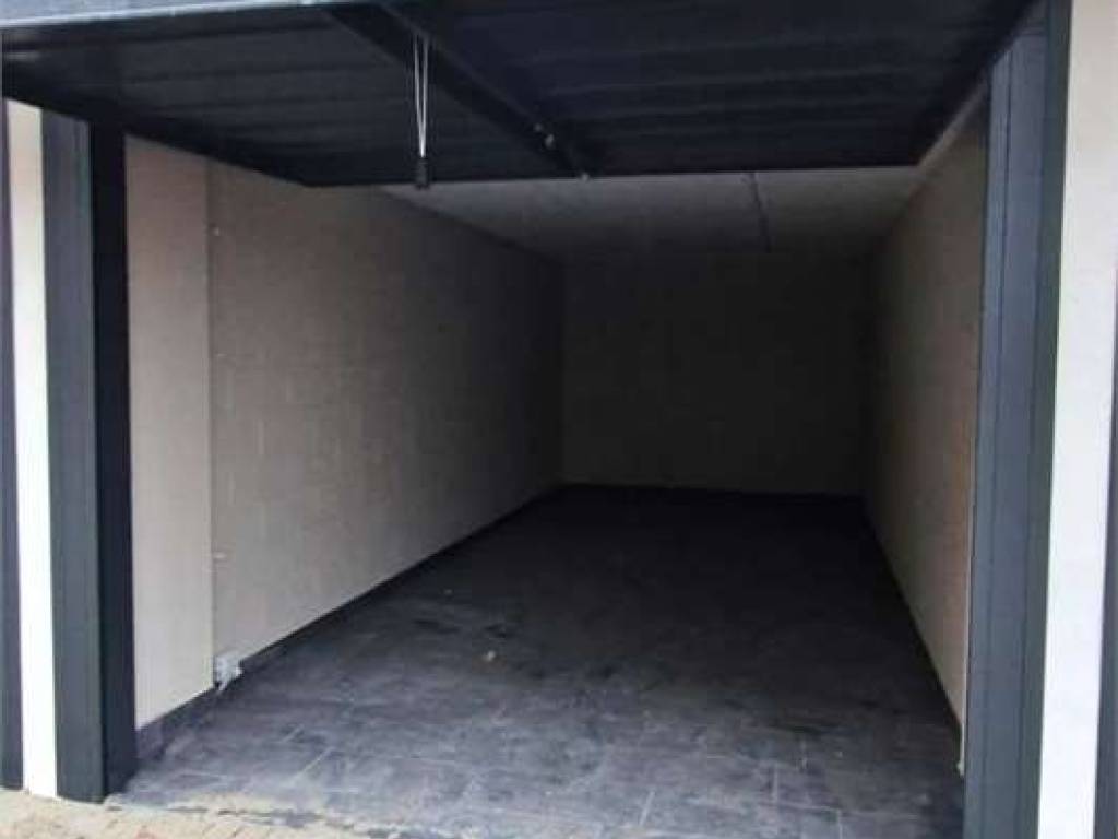 Box / garage a Siziano in VIA RITA DALLA CHIESA - Foto 2