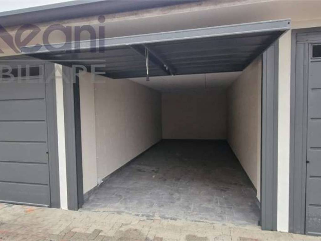 Box / garage a Siziano in VIA RITA DALLA CHIESA - Foto 3