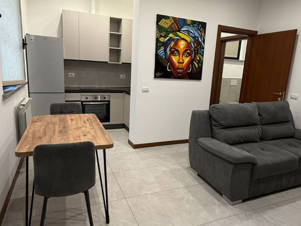 Appartamento a Saronno in Via Milano, 3 - Foto 3