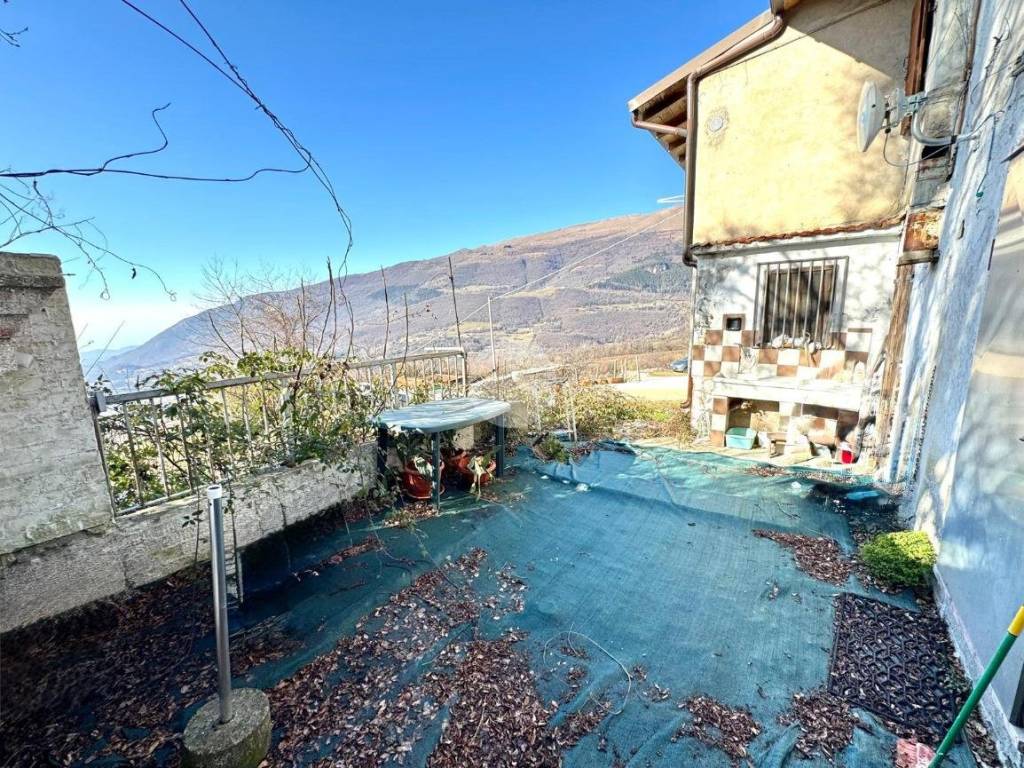 Appartamento a Caprino veronese in Località Andrini - Foto 5