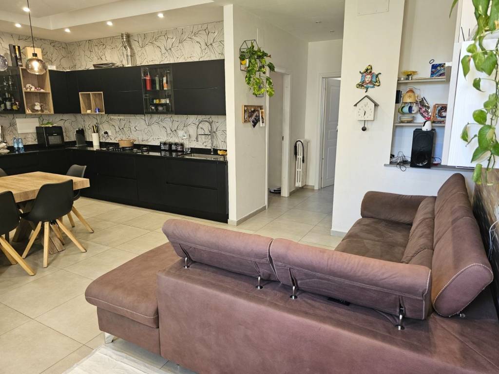 Appartamento a Prato in Via Arrigo Boito - Foto 3