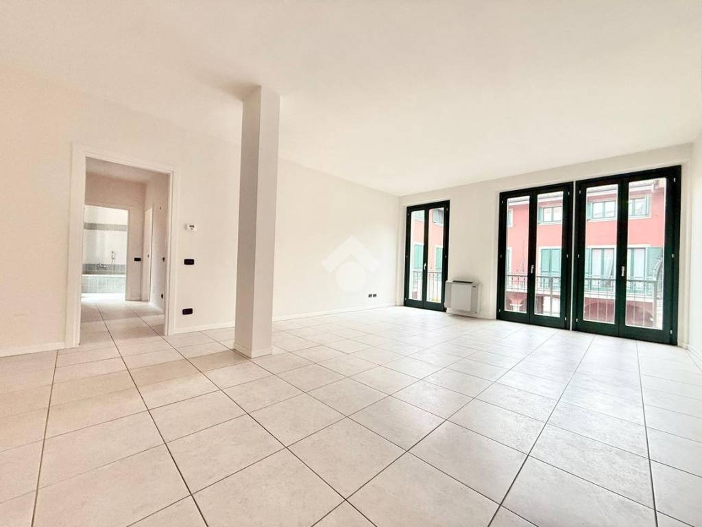 Appartamento a Treviglio in Via Andrea Verga - Foto 5