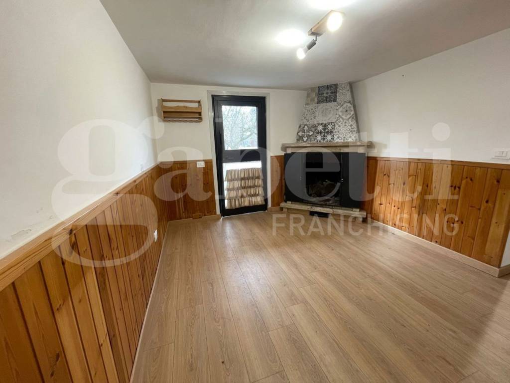 Villa a Castel di sangro in Contrada Sant'Angelo, 8 - Foto 2