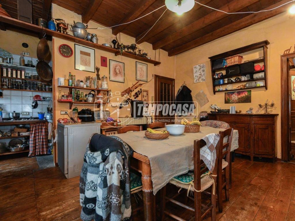 Palazzo / stabile a Salò in Via della Seriola, Barbarano 35 - Foto 4