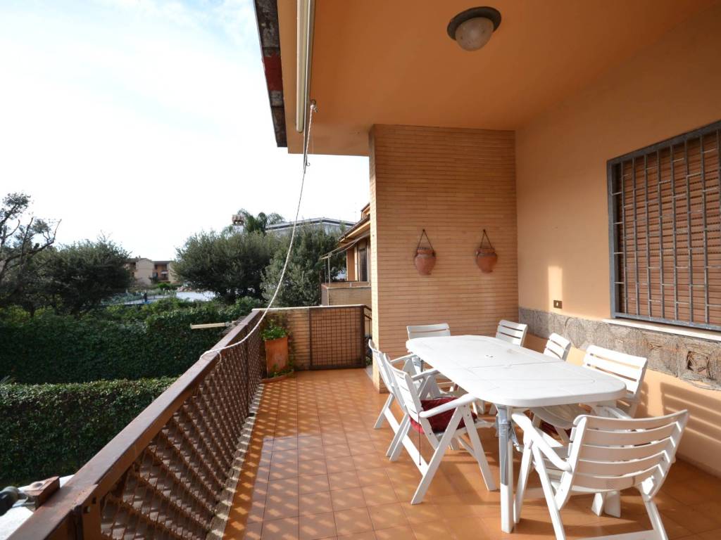 Villa a Fiumicino in Via Sant'Agata di Militello - Foto 2