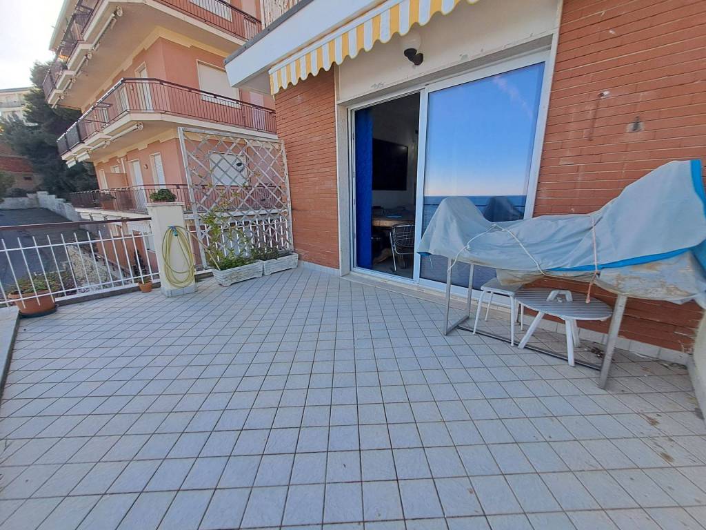 Appartamento a Laigueglia in Via dei Pini, 8 - Foto 2