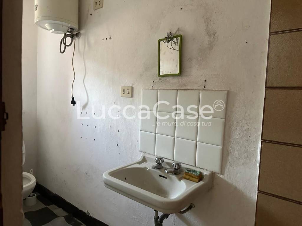 Casa indipendente a Borgo a mozzano - Foto 5