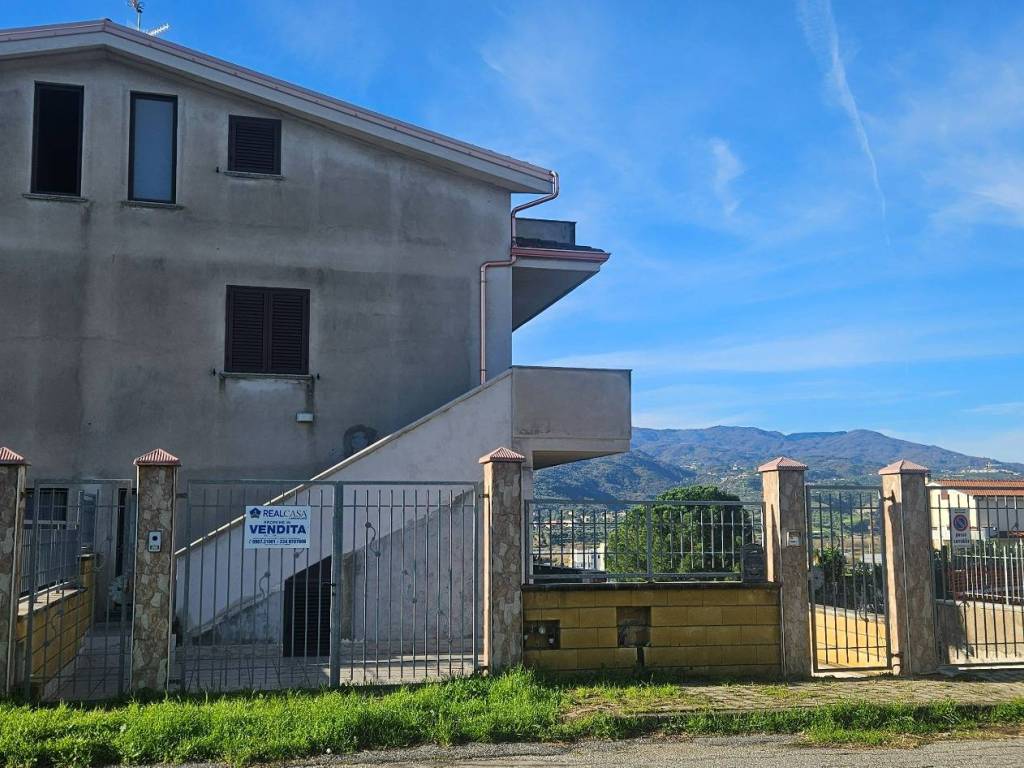 Villa a Satriano in Via Caravaggio, 15 - Foto 2