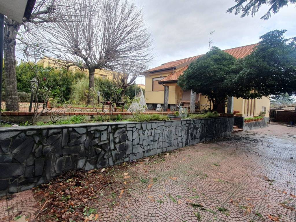 Villa a Pedara in Via Aldo Fabrizi, 32 - Foto 3