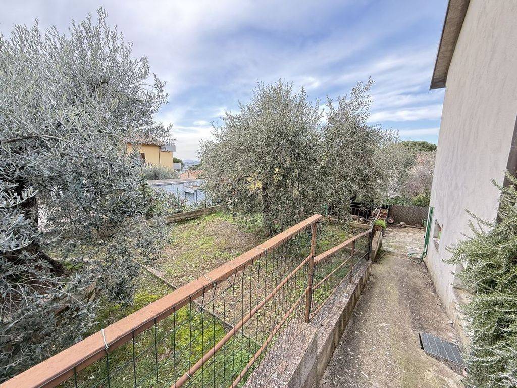 Villa a Paciano in Via Roma - Foto 3