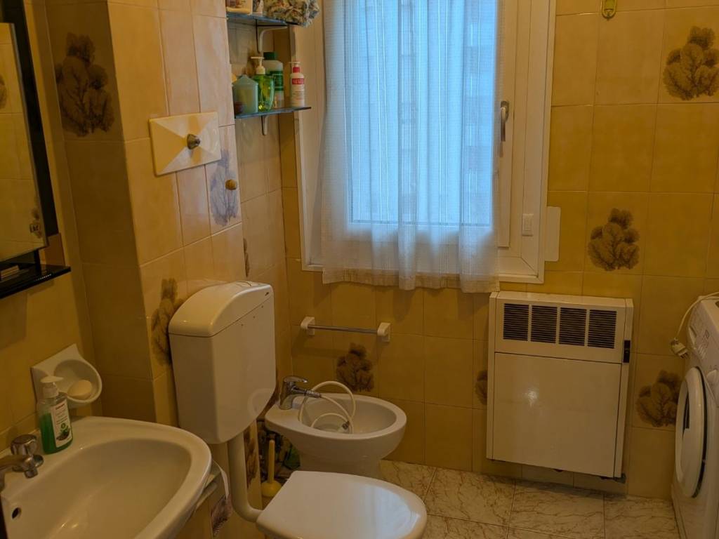 Appartamento a Reggio emilia in Via Papa Giovanni XXIII, 32 - Foto 5