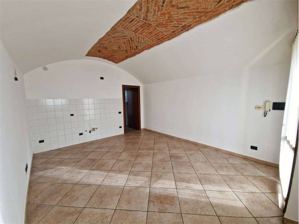 Appartamento a Luvinate in Via Edoardo Bosisio - Foto 2