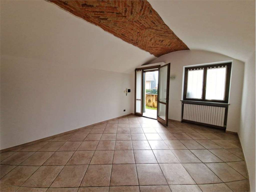 Appartamento a Luvinate in Via Edoardo Bosisio - Foto 4