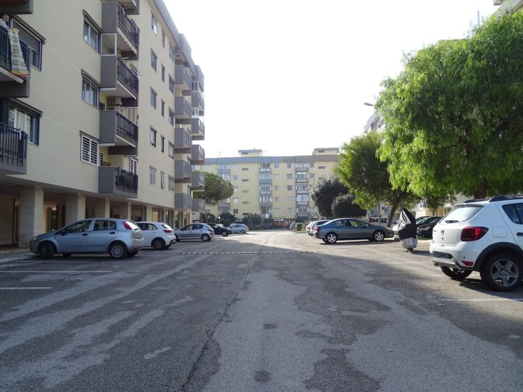 Appartamento a Bari in Via Giuseppe Papalia, 1 - Foto 2
