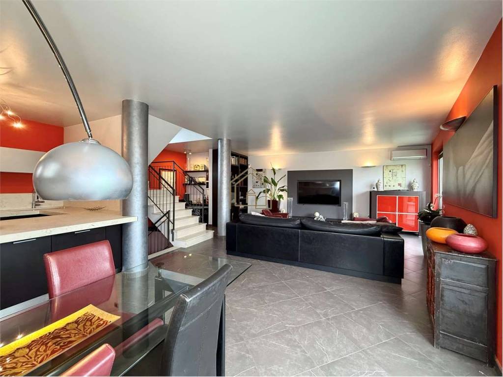 Villa a Peschiera del garda in Via Valeggio - Foto 4