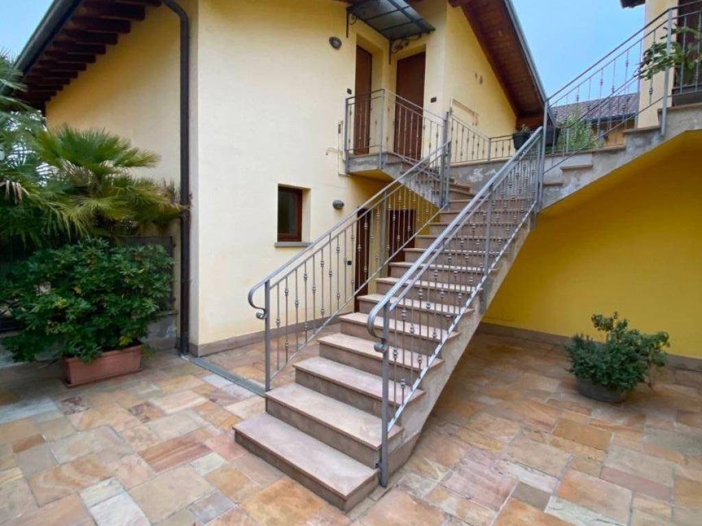 Appartamento a Bergamo in Via Pizzo Coca - Foto 2