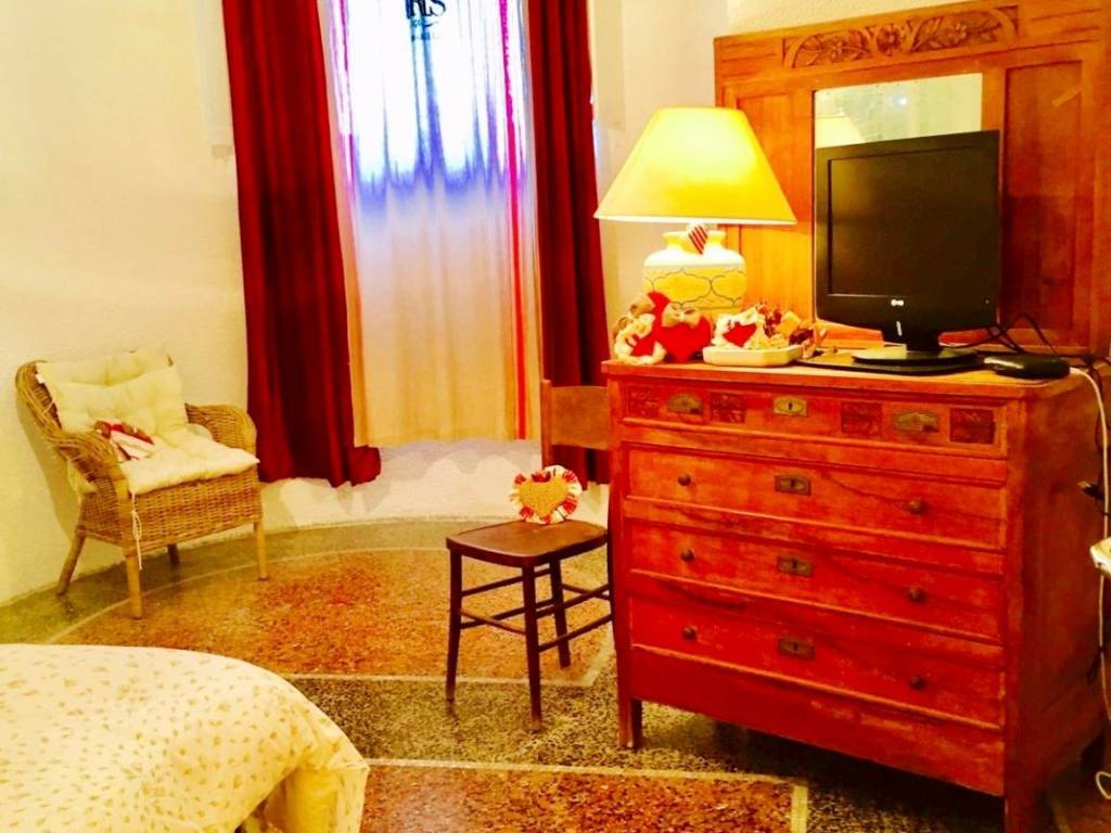 Appartamento a Arenzano in Via Giuseppe Mina - Foto 4