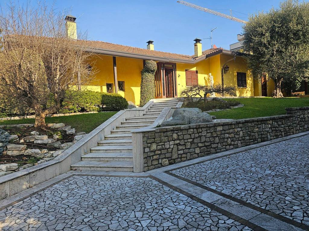 Villa a Brembate di sopra in Via Sorte - Foto 3