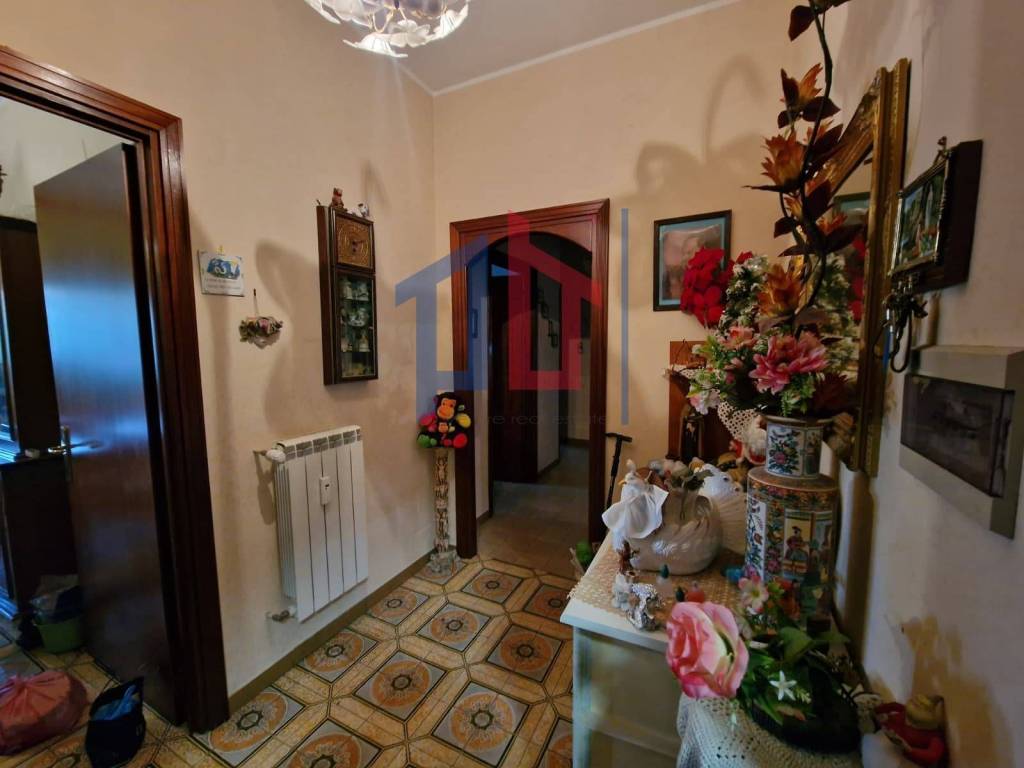 Appartamento a Pomezia in via catullo - Foto 2