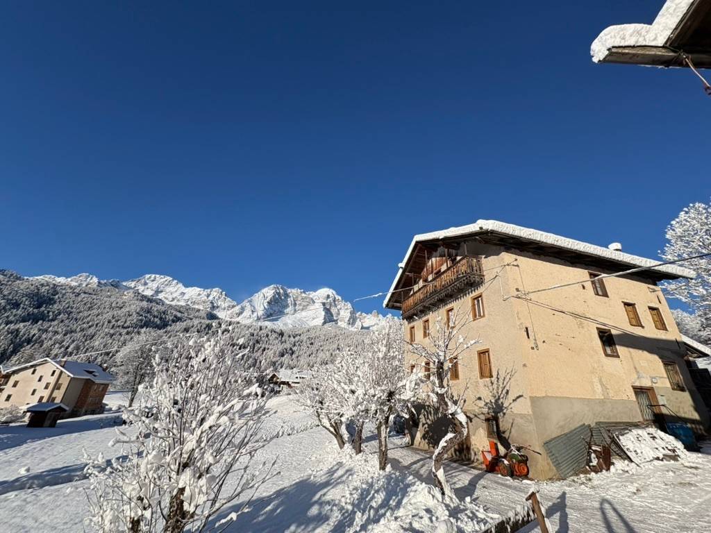 Palazzo / stabile a Val di zoldo in Vicolo Primo Moz, 1 - Foto 2