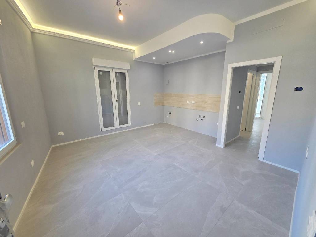 Appartamento a Signa in Piazza Camillo Benso di Cavour - Foto 2