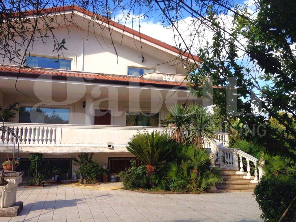 Villa a Venafro in Via Integlia, snc - Foto 2