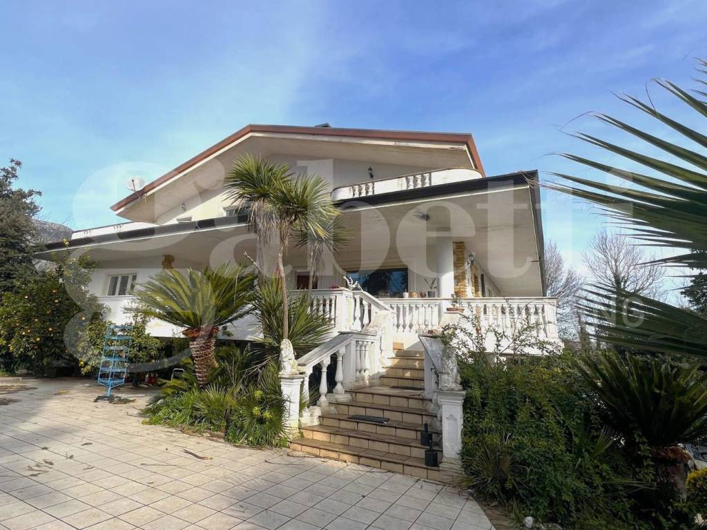 Villa a Venafro in Via Integlia, snc - Foto 5