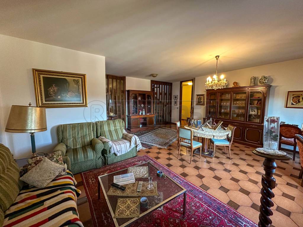 Appartamento a Cervignano del friuli in Via Dante Alighieri, 8 - Foto 2