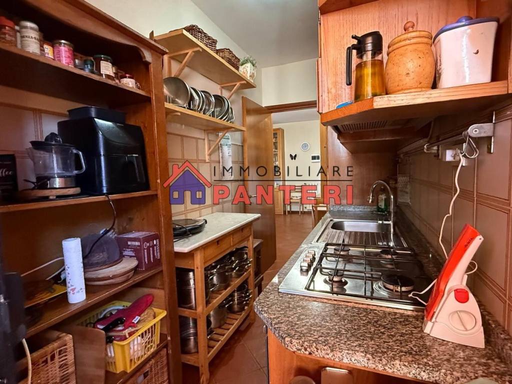 Appartamento a Uzzano in Via Villa del Vescovo - Foto 3