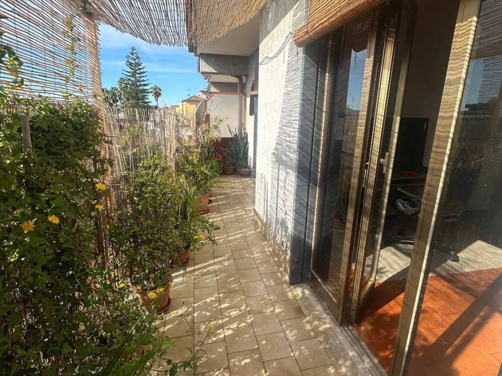 Appartamento a Catania in Via San Sofia, 31 - Foto 2