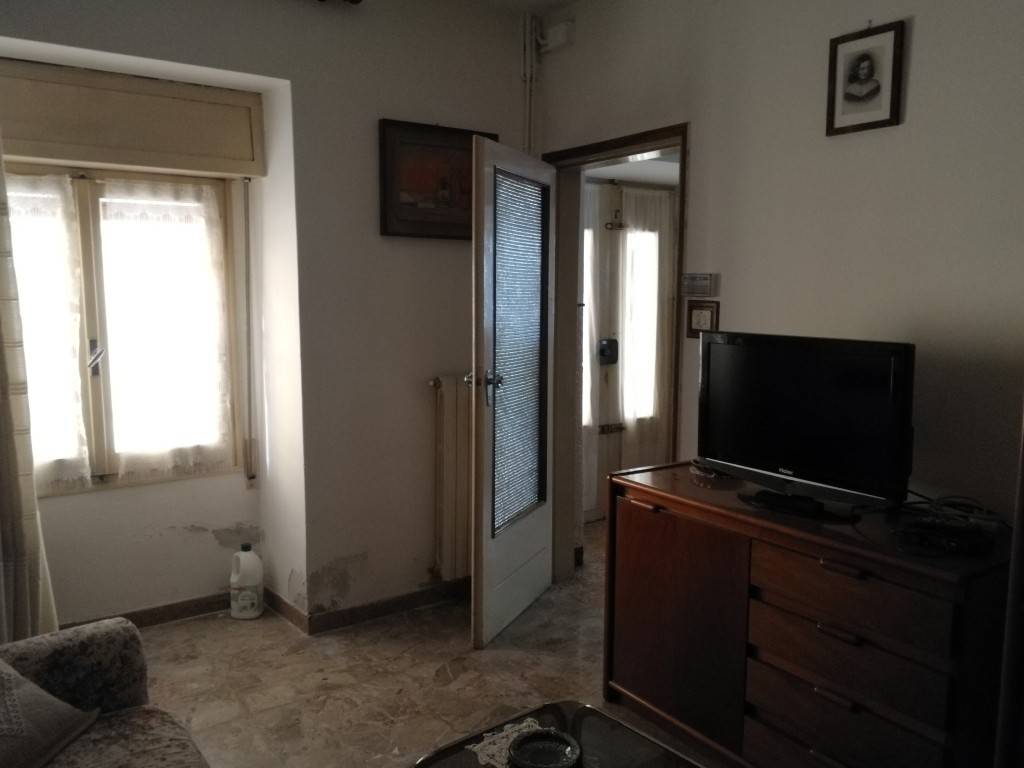Casa indipendente a Vezzano sul crostolo in Via Roma Sud, 111 - Foto 4