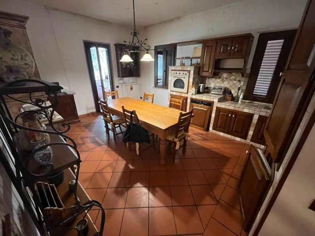 Appartamento a Castelfranco di sotto in Via Francesca Sud - Foto 2