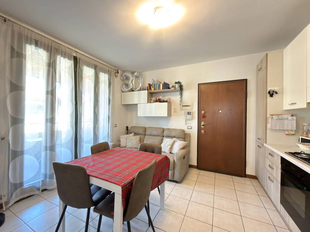 Appartamento a Lomagna in Via Isonzo, 8 - Foto 2