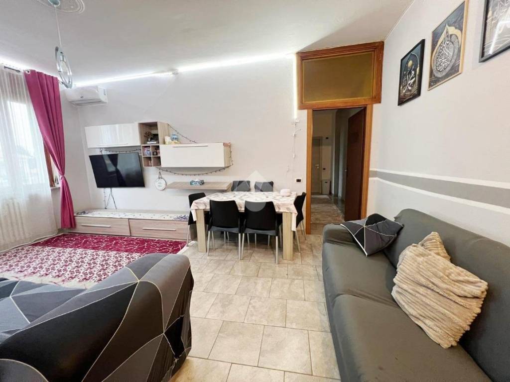 Appartamento a Gerenzano in Via Rovello, 3 - Foto 4