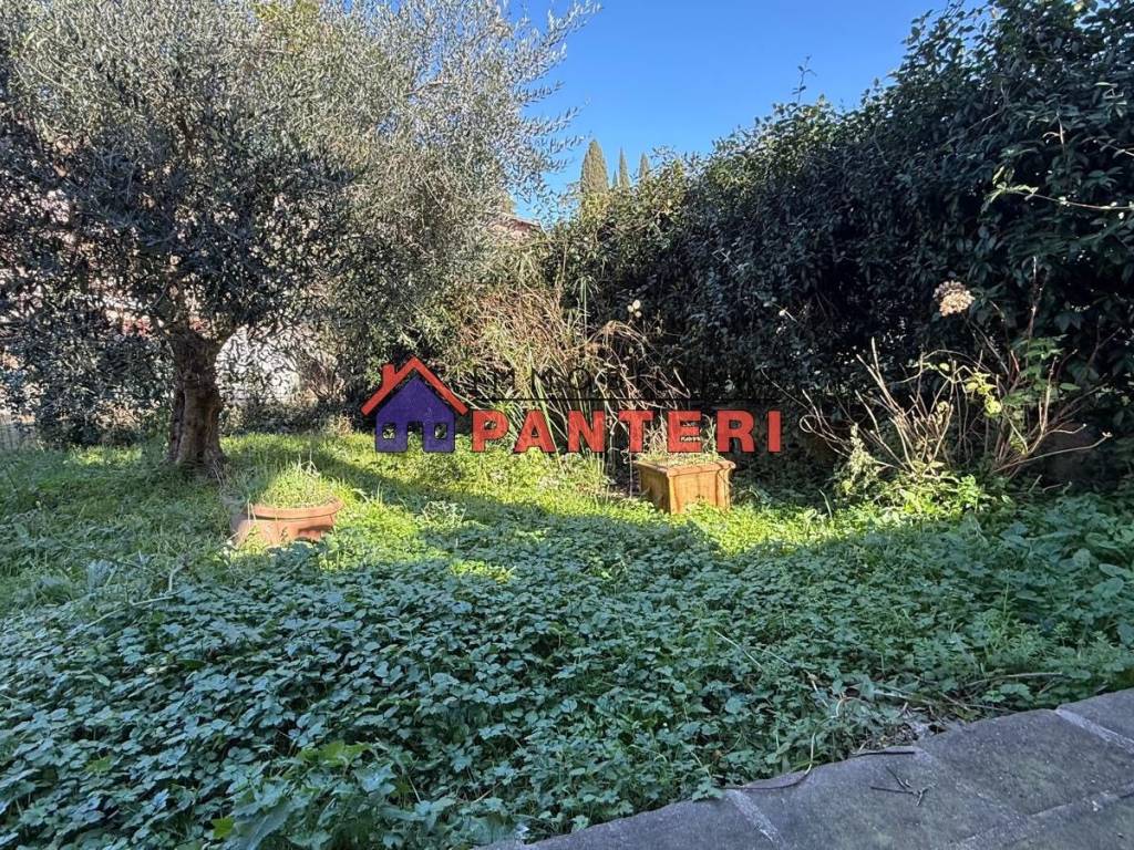 Appartamento a Pescia in Via dei Colli per Uzzano - Foto 3