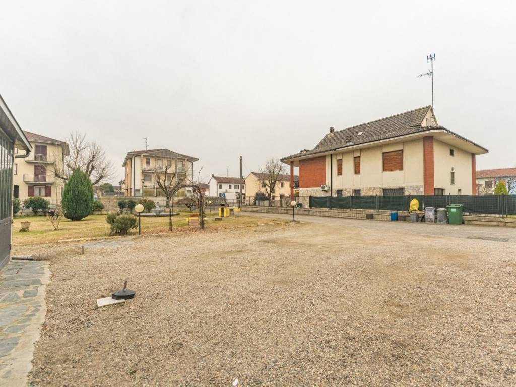 Villa a Cilavegna in Via C. Borgini, 8 - Foto 5
