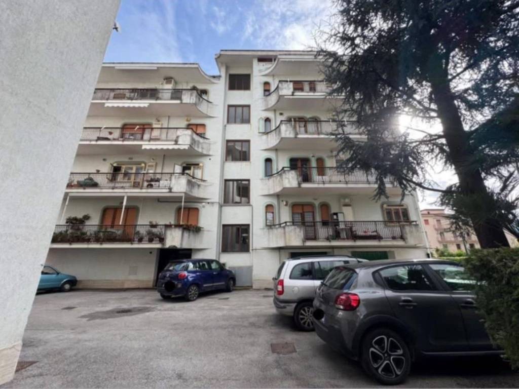 Appartamento a Cava de' tirreni in Via Raffaele Ragone - Foto 5
