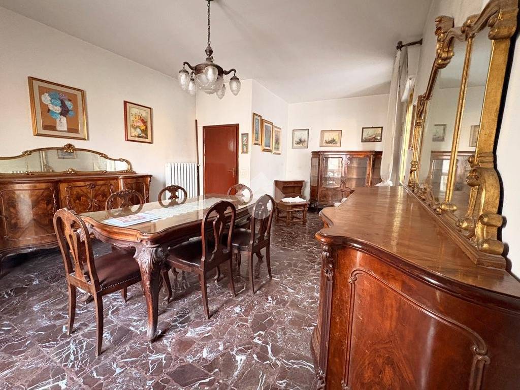 Appartamento a Prato in Viale della Repubblica, 129 - Foto 4
