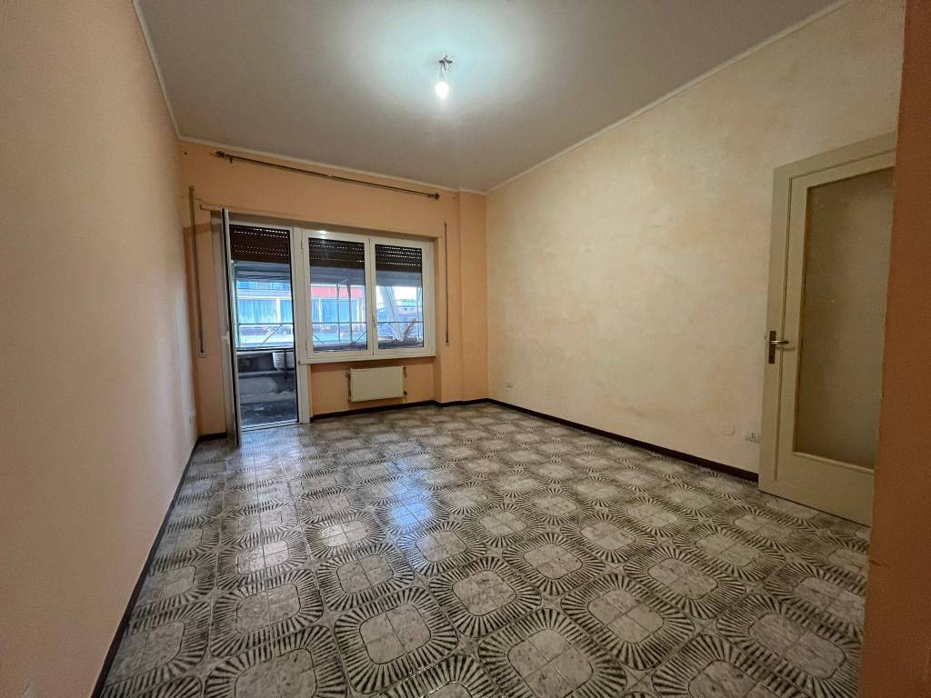 Appartamento a Pomezia in Via Silvio Pellico - Foto 2